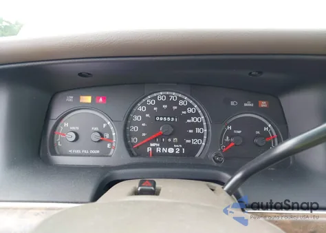 2000 Ford Crown Victoria Lx из США, поврежденный, VIN 2FAFP74W2YX108782